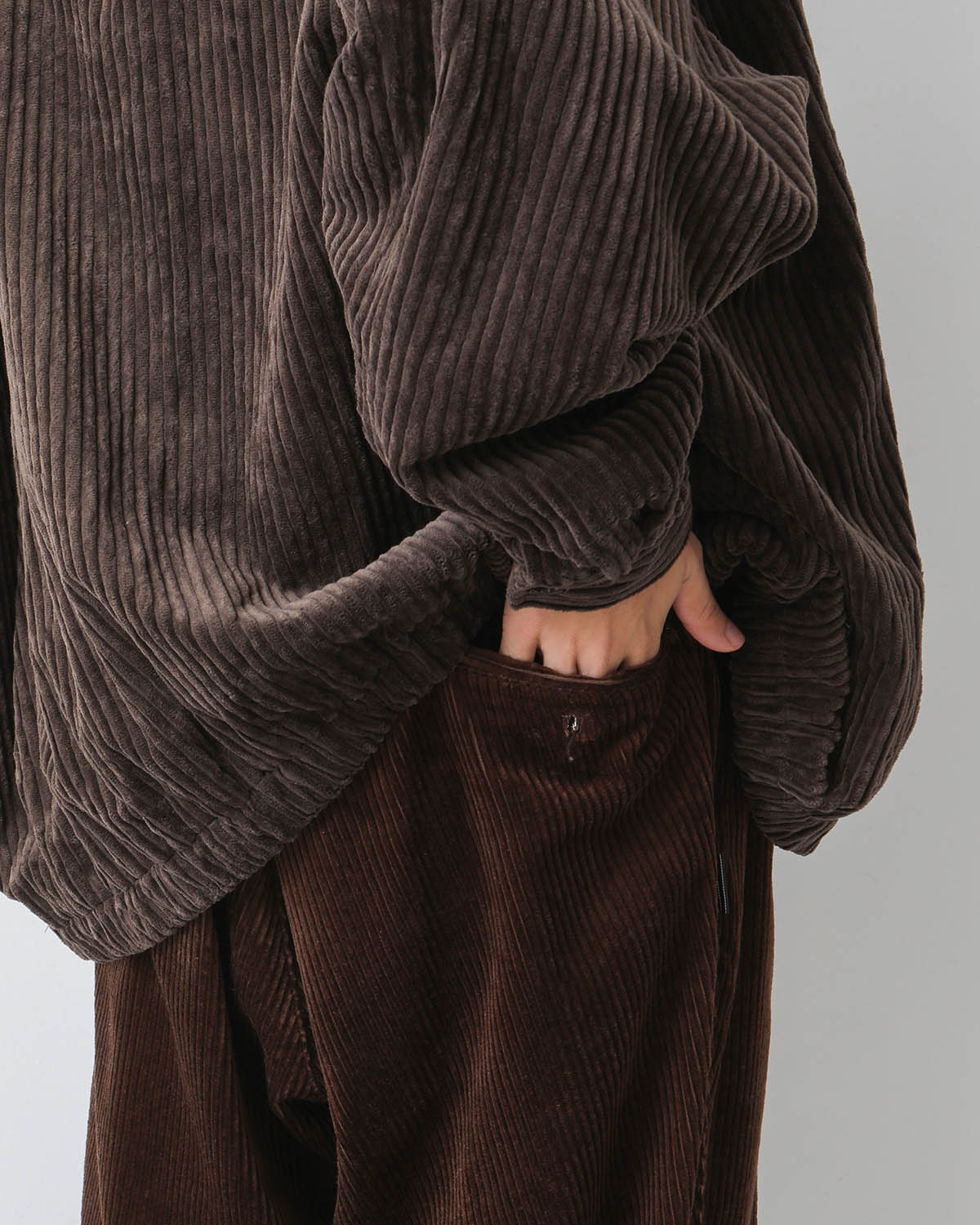 WIDE TWO TUCK PANTS (CORDUROY)