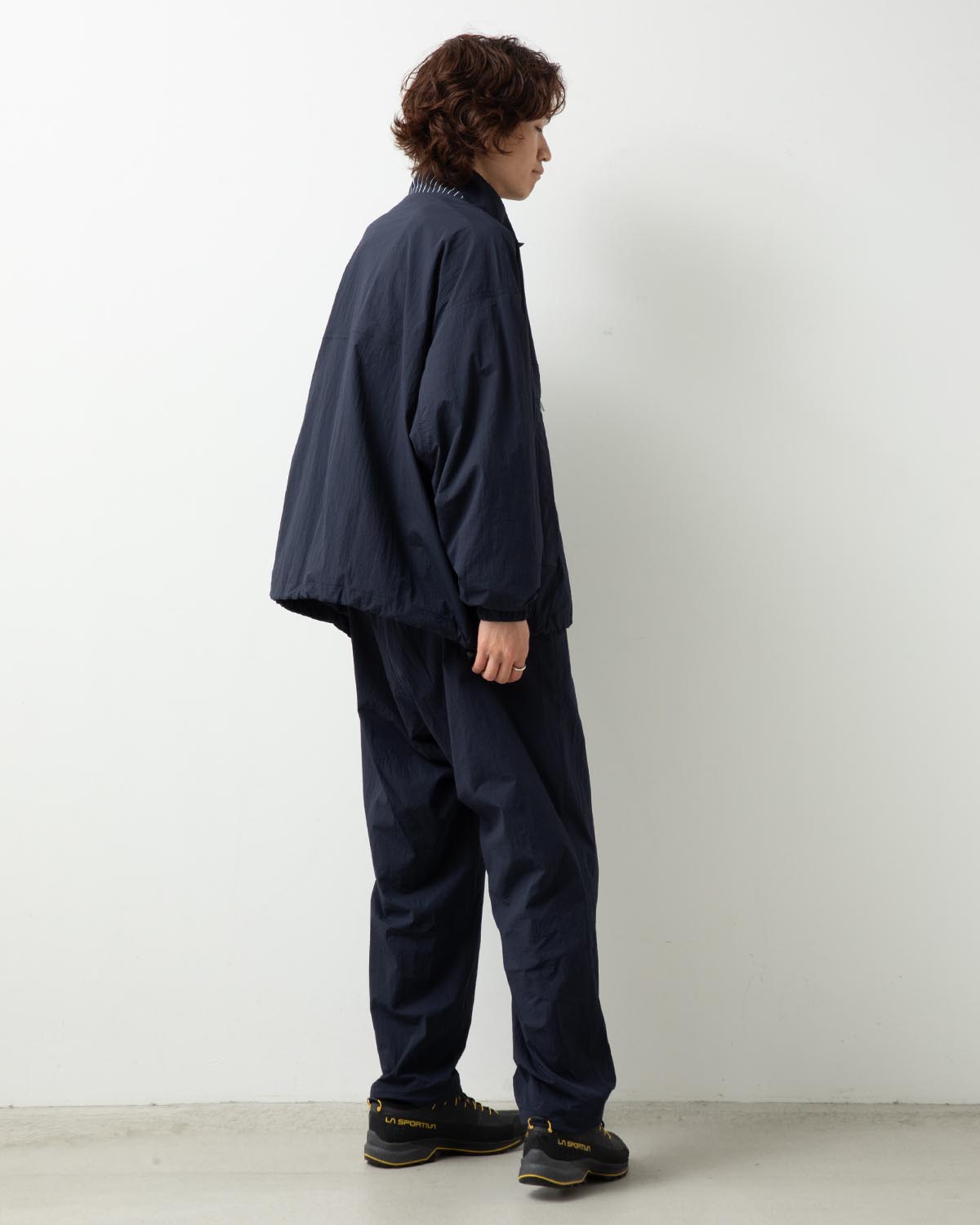 WIDE TAPERED EASY PANTS (NEW CRISPY)