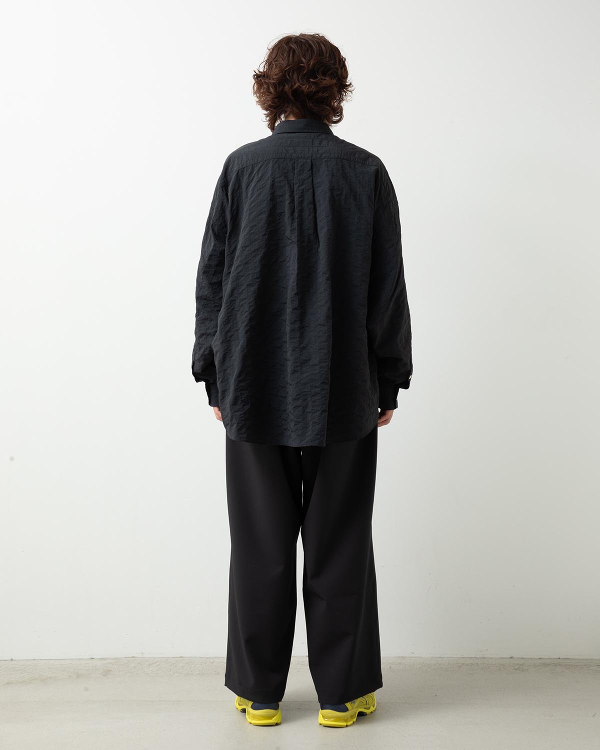 WIDE TWO TUCK BAGGY PANTS