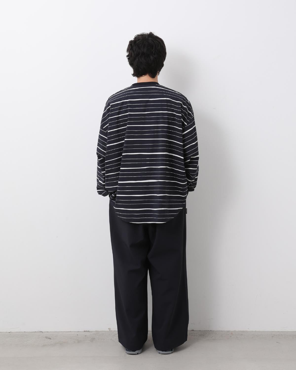 WIDE TWO TUCK BAGGY PANTS