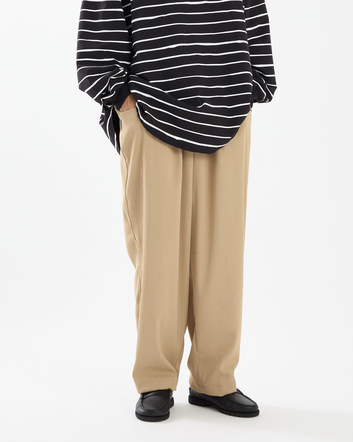 SUPER WIDE PANTS