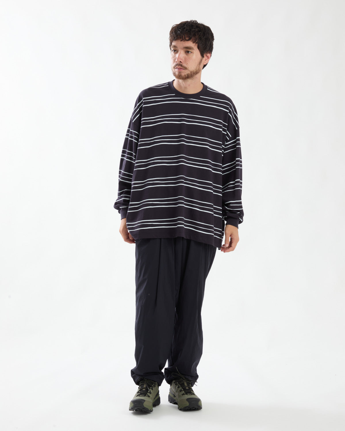 WIDE TAPERED EASY PANTS (NYLON)