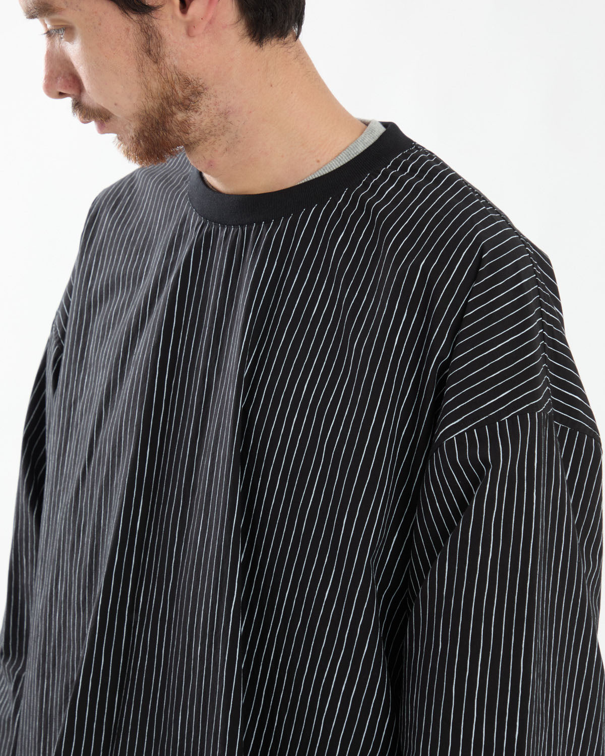 STRIPE CREWNECK SHIRT