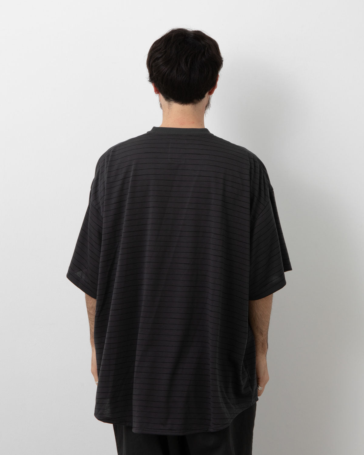SUPER BIG SIDE STRIPE TECH SS TEE