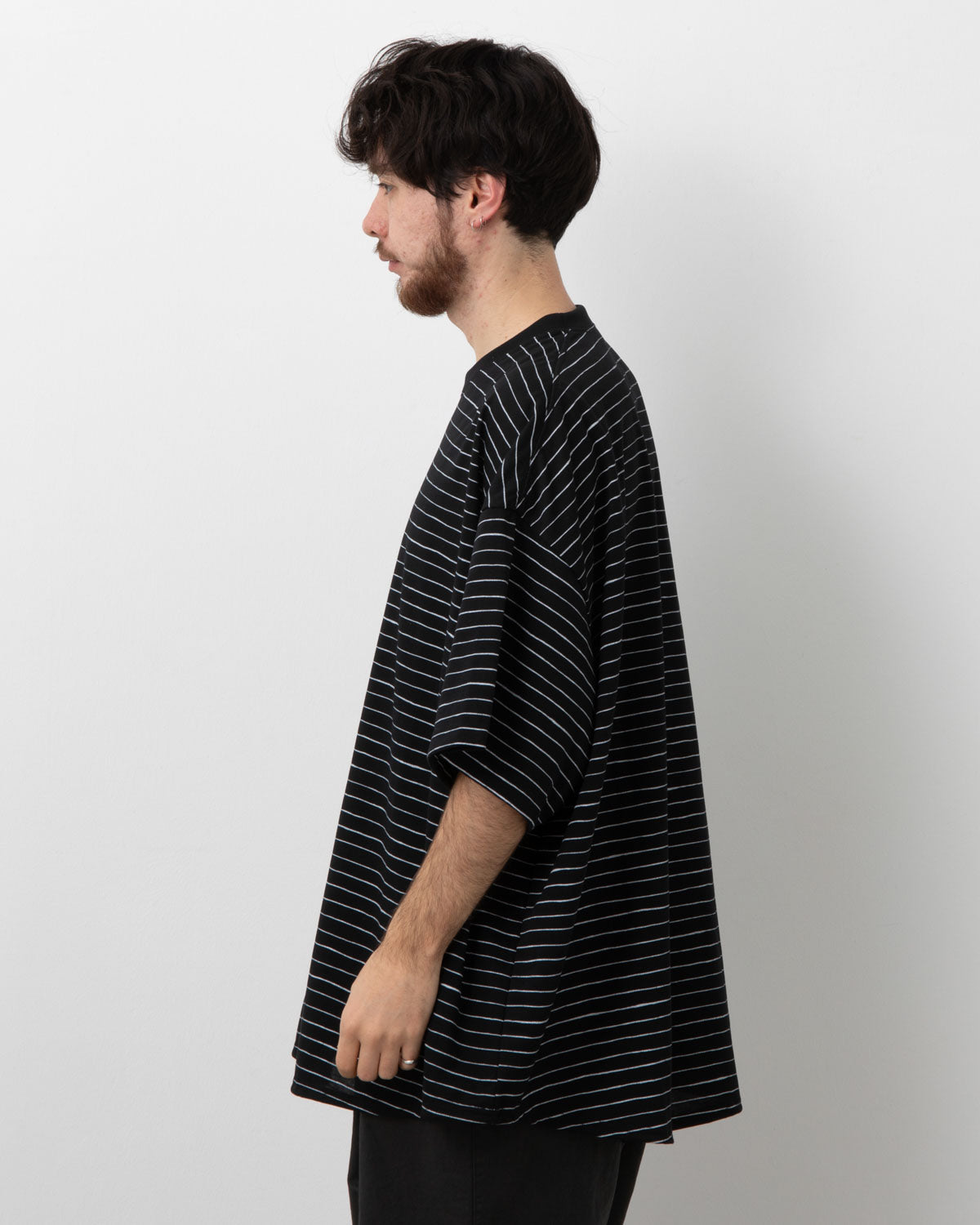 SUPER BIG SIDE STRIPE TECH SS TEE