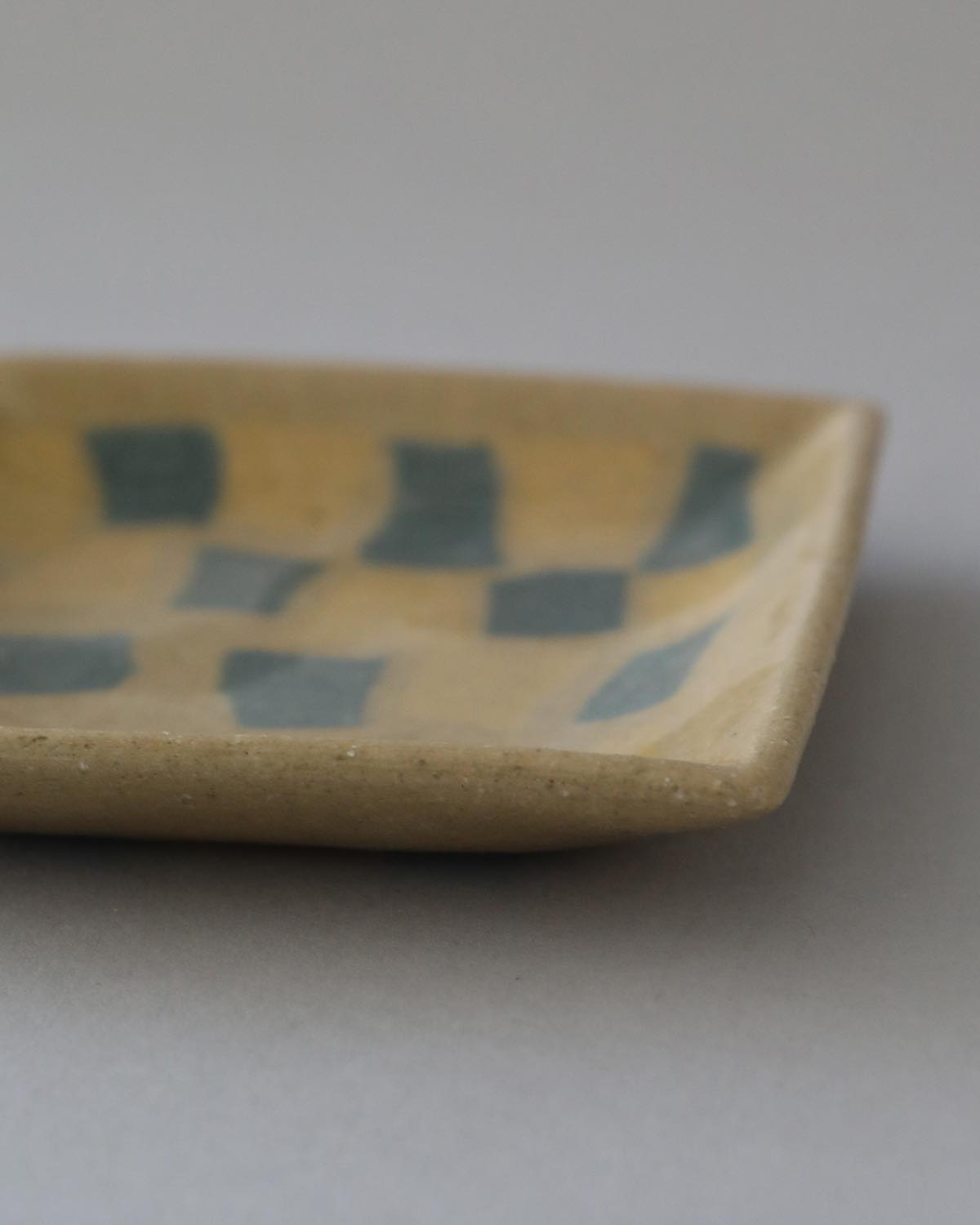 SMALL PLATE - BLUE AND YELLOW ICHIMATSU