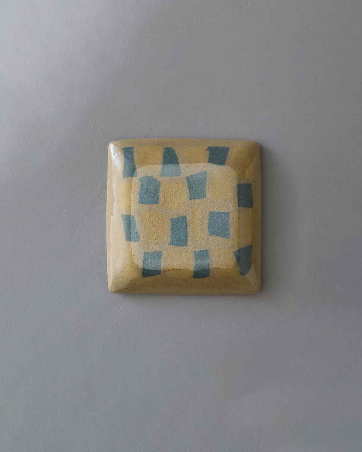 SMALL PLATE - BLUE AND YELLOW ICHIMATSU