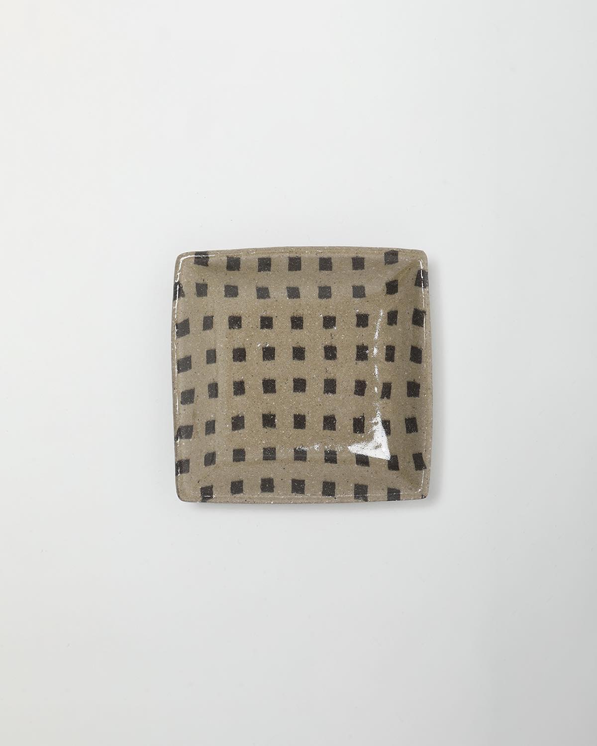 SQUARE SMALL PLATE – CORNER DOT