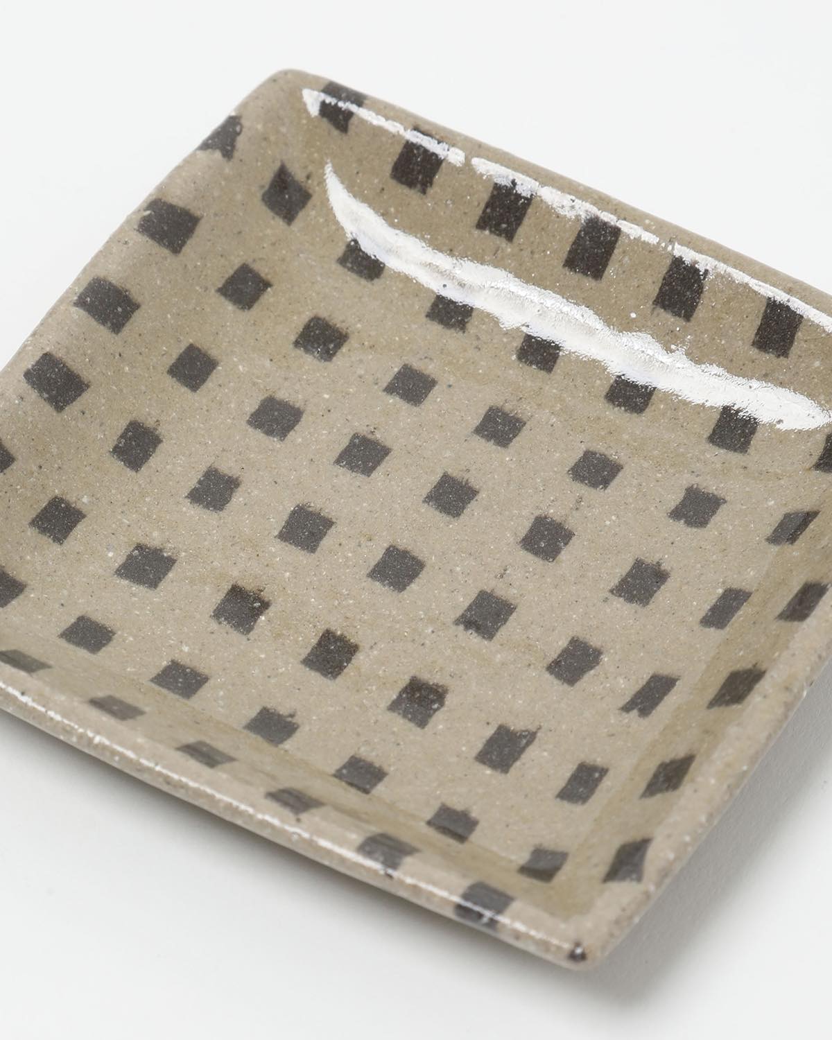 SQUARE SMALL PLATE – CORNER DOT