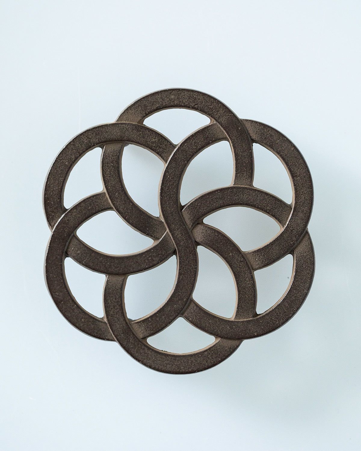 ROUND TRAY