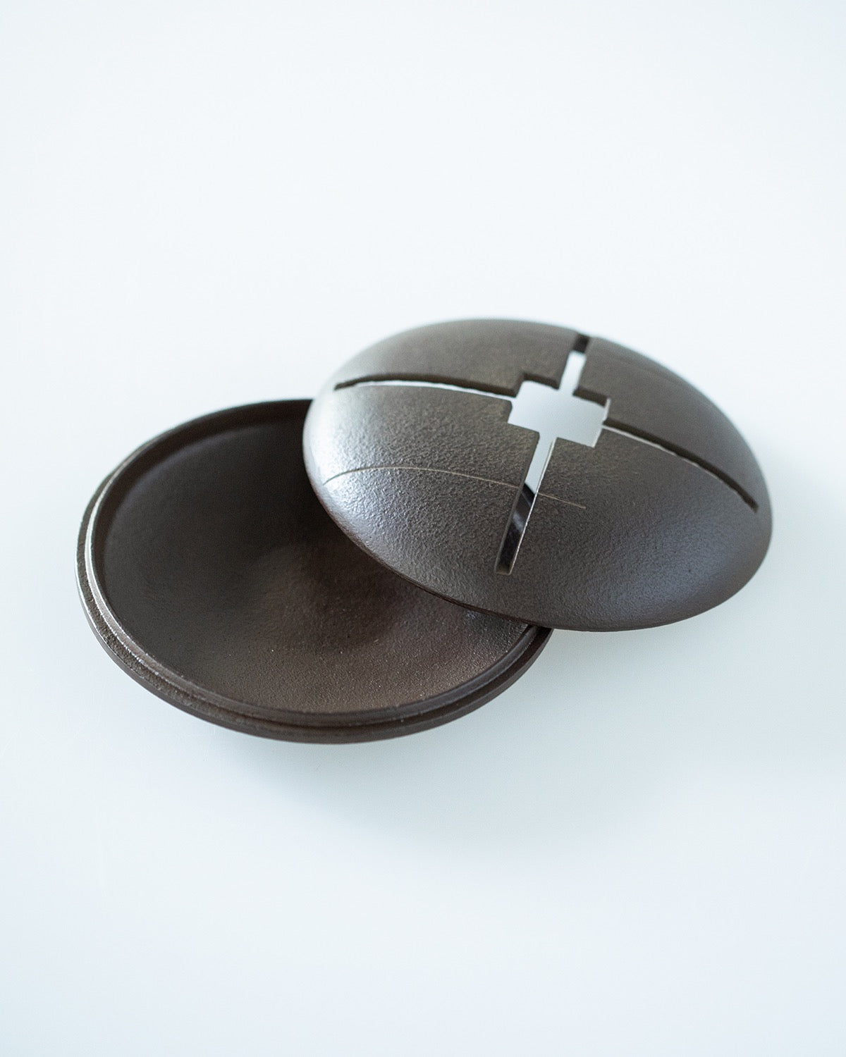 ROUNDED CANDLE HOLDER