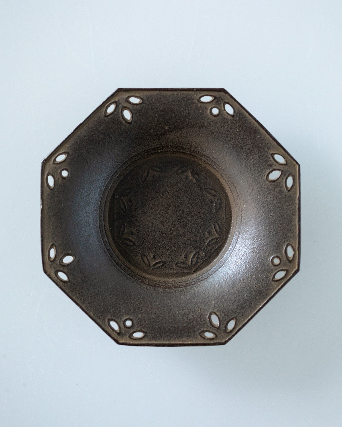 TEA SAUCER – OCTAGON