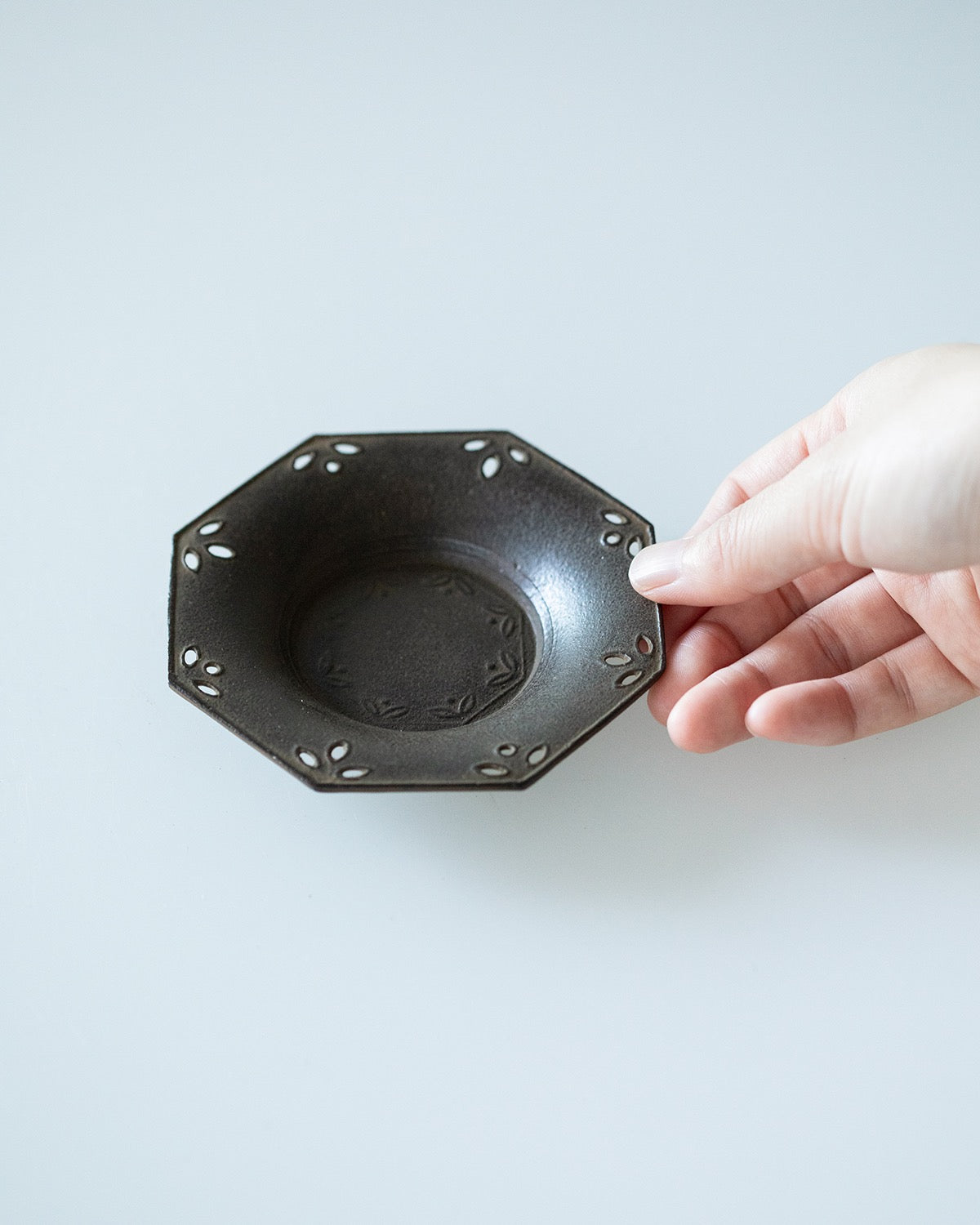 TEA SAUCER – OCTAGON