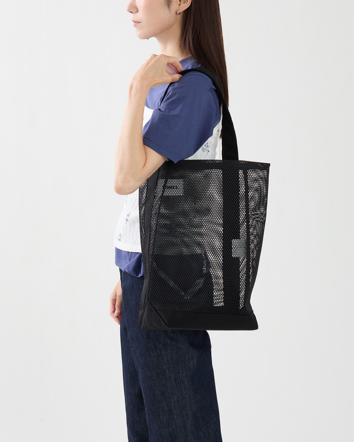 BAGUETTE TOTE MESH