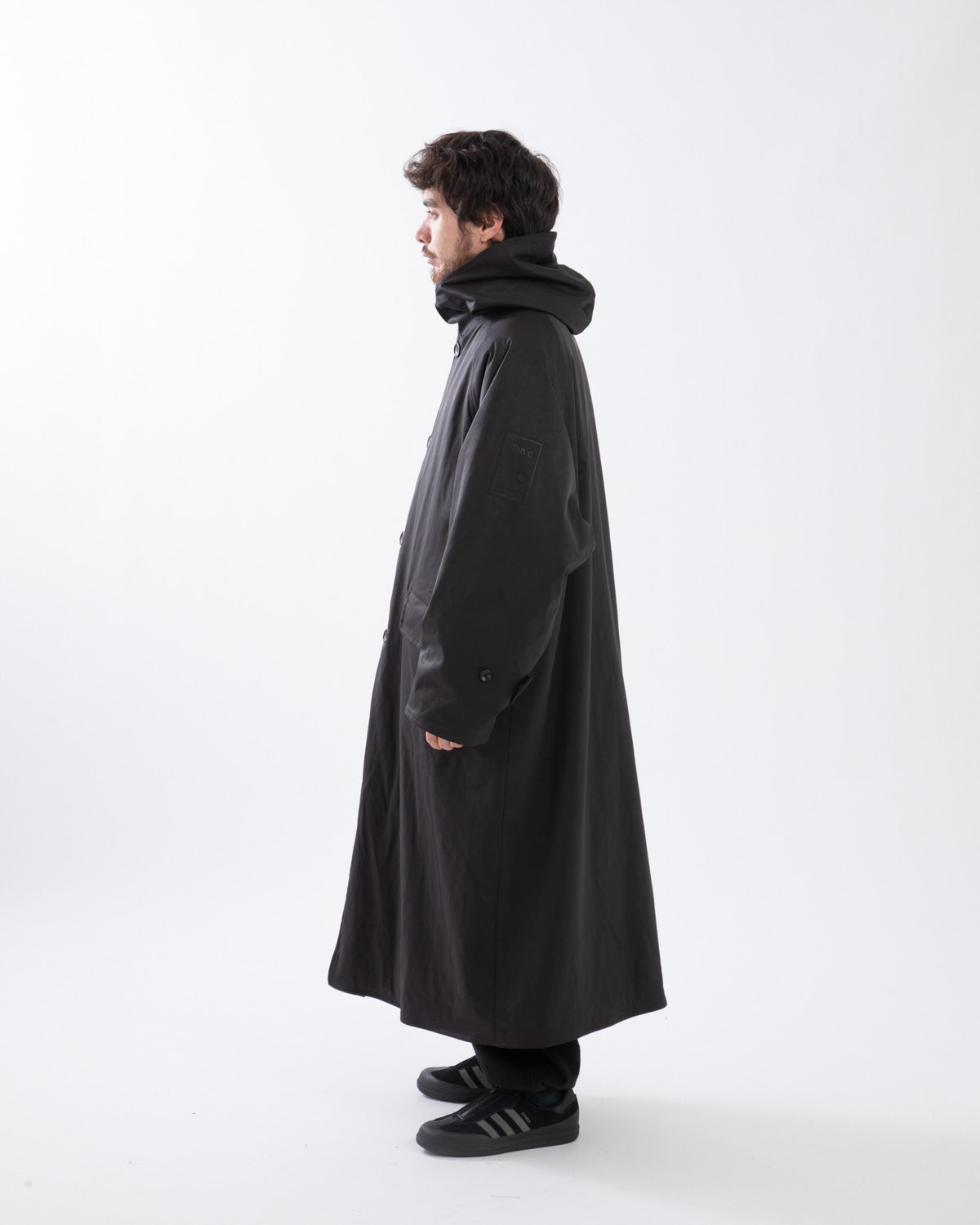 HOODED COAT