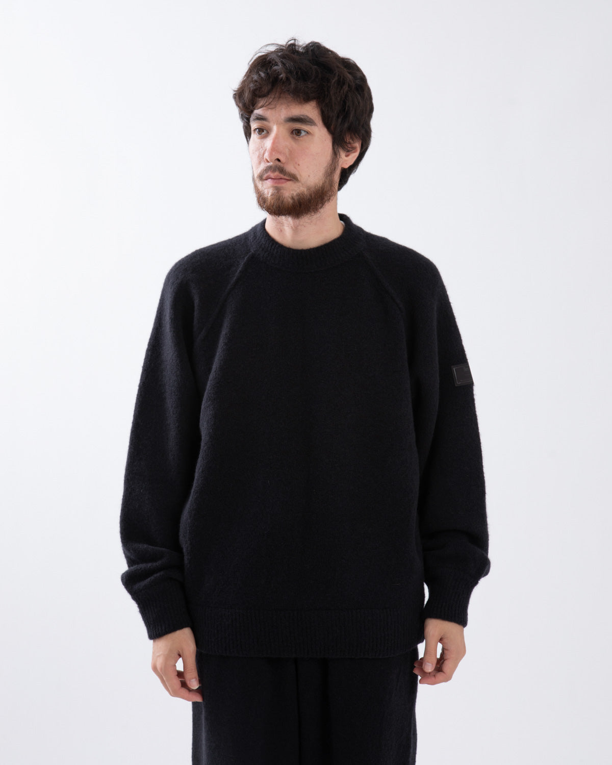 CREW NECK KNIT