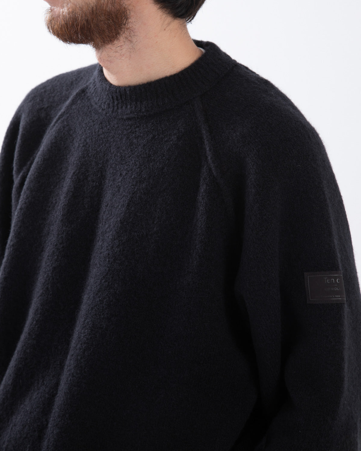 CREW NECK KNIT