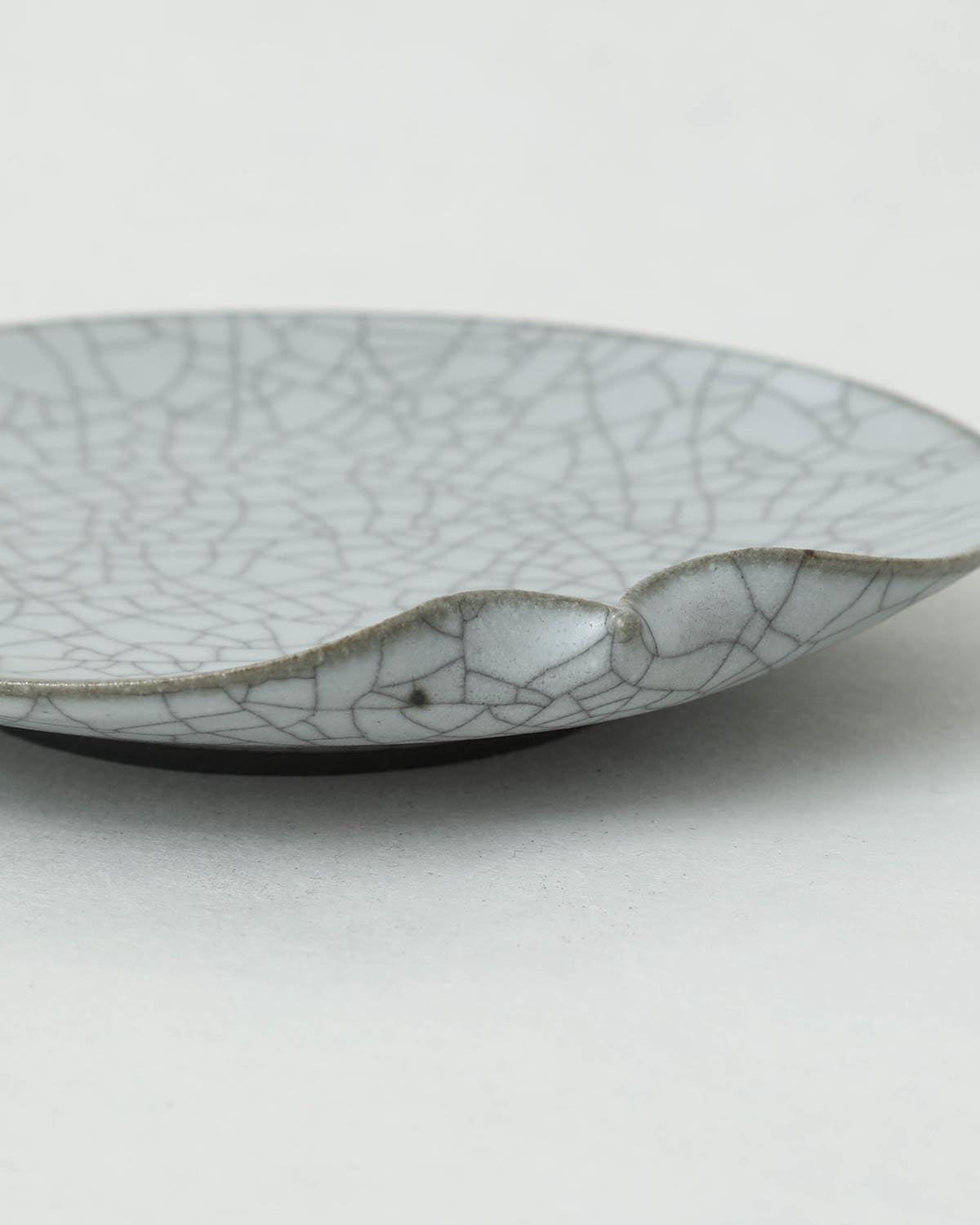 炭入り 片口5寸皿