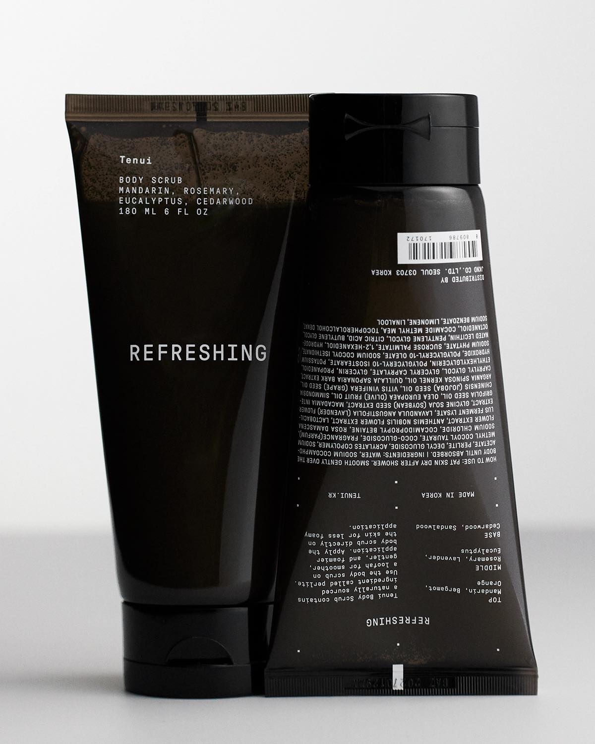 REFRESHING BODY SCRUB 180ML