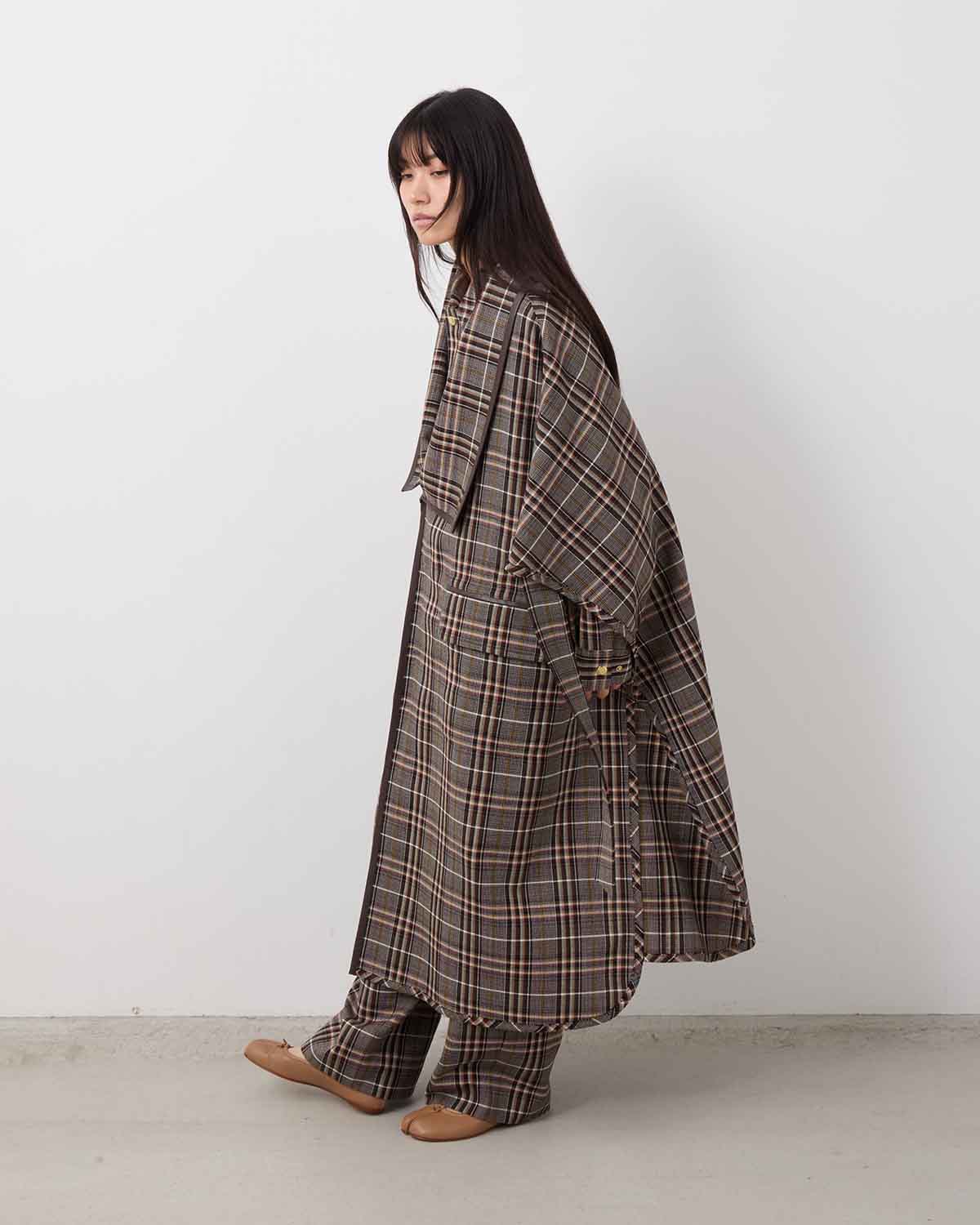 TRADITINAL PLAID CAPE
