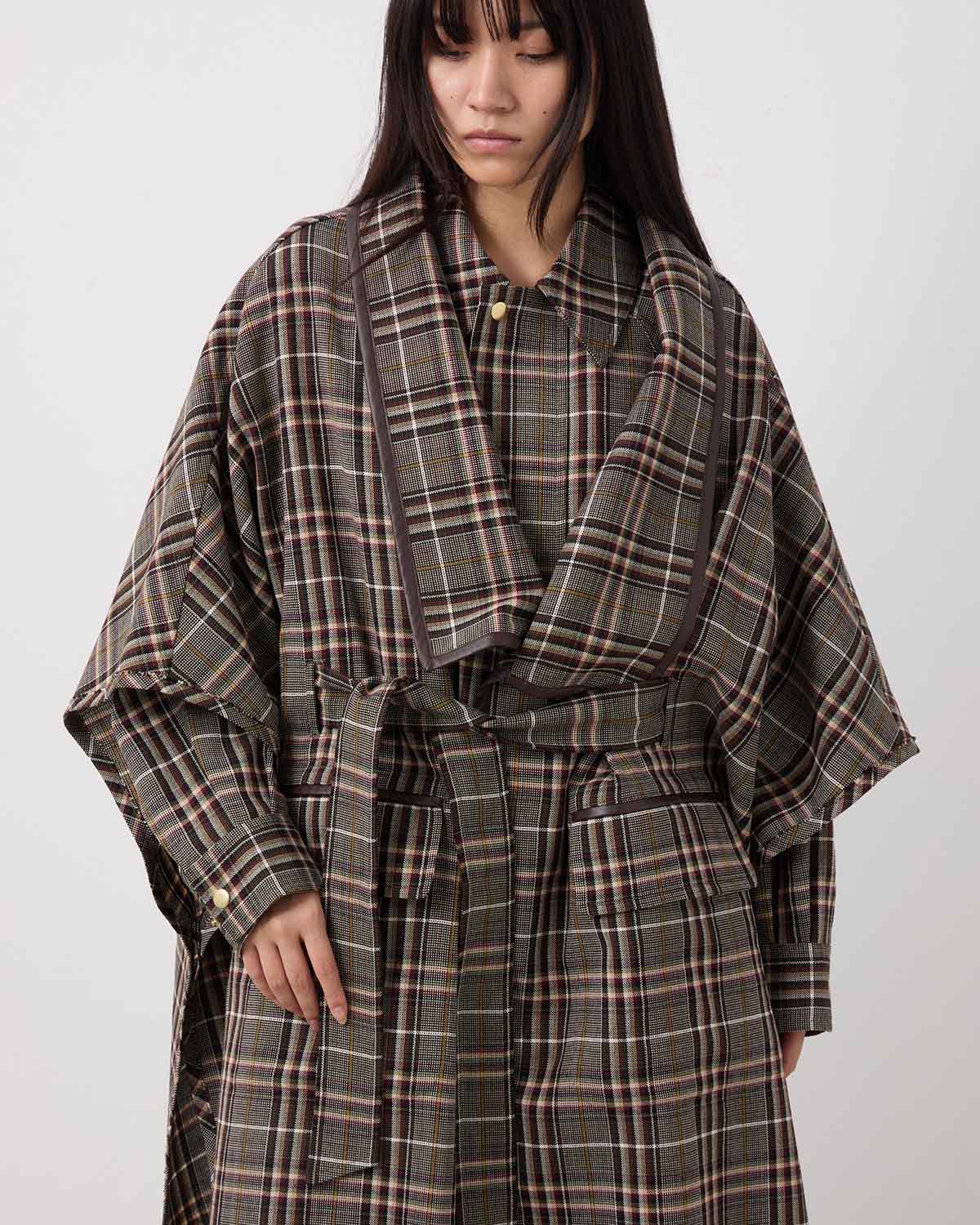 TRADITINAL PLAID CAPE