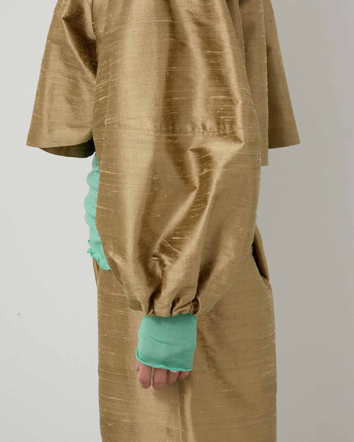 HANDWOVEN SILK CROPPED JK