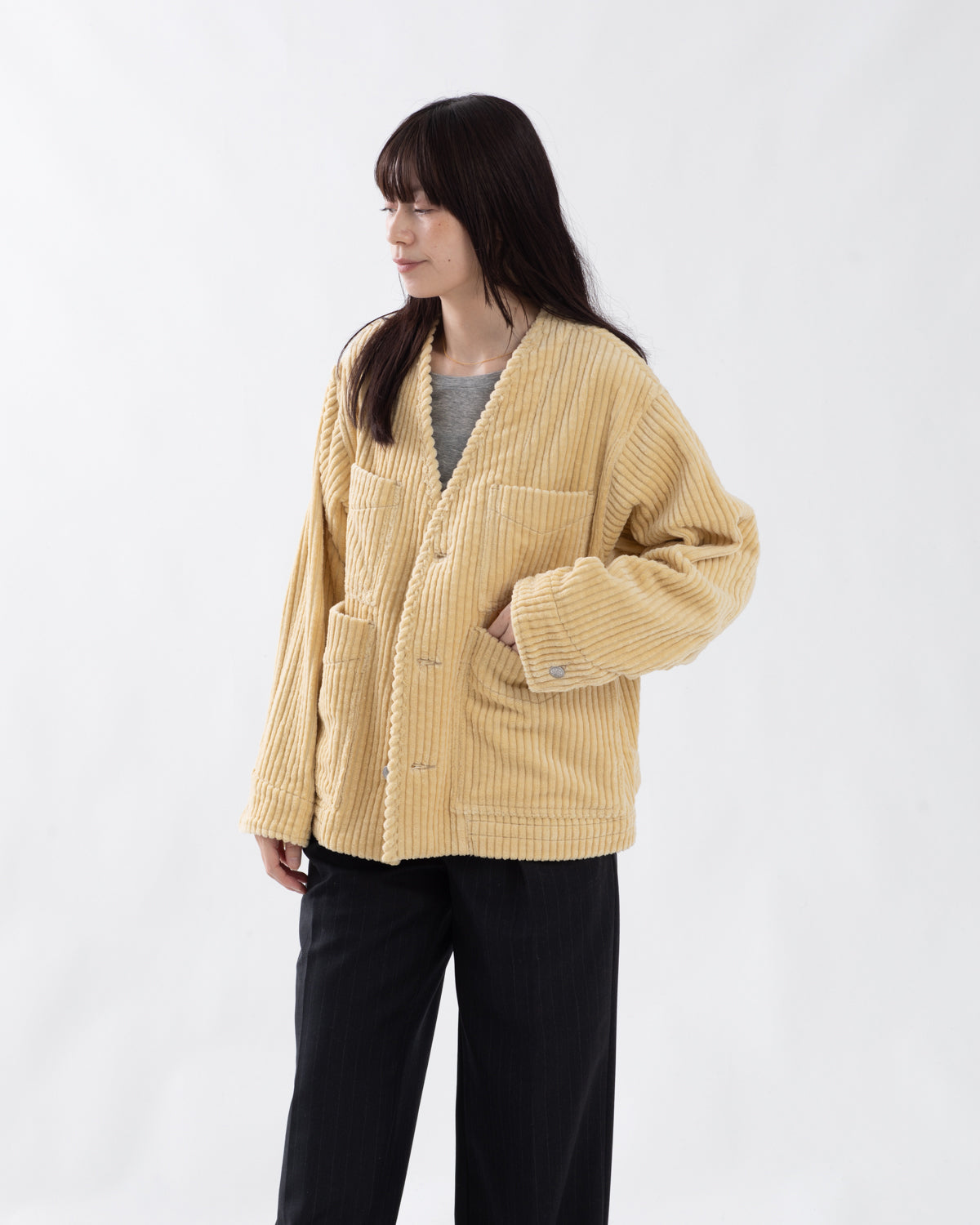 CORDUROY V-NECK JK