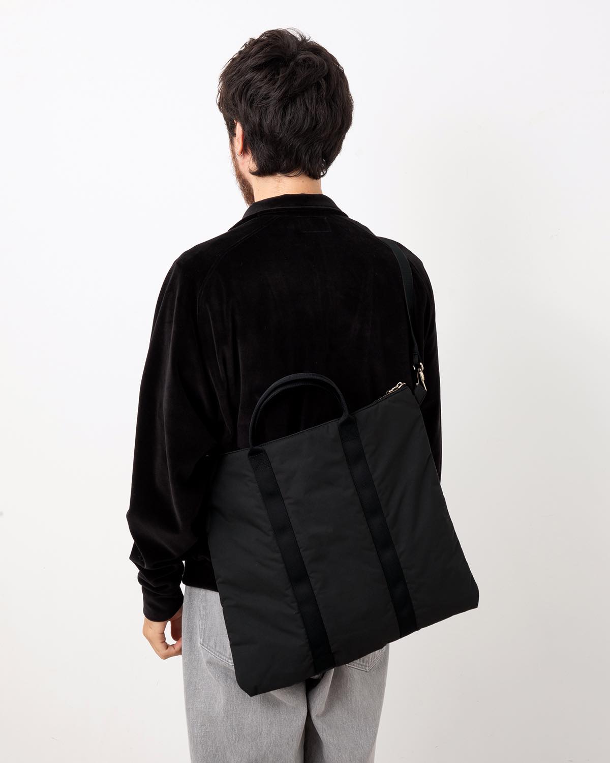 UNLIKELY ”MIL” HELMET BAG SQUARE