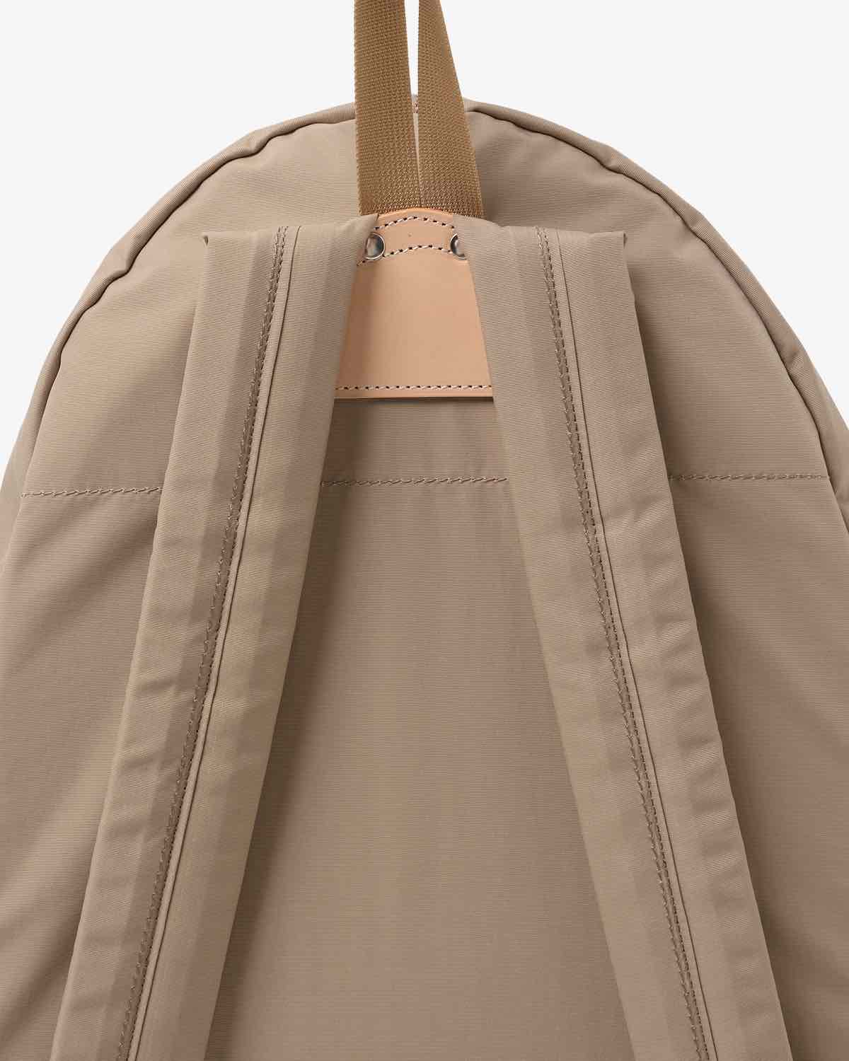 UNLIKELY ”EQUIPMENT” 2DAY BACK PACK