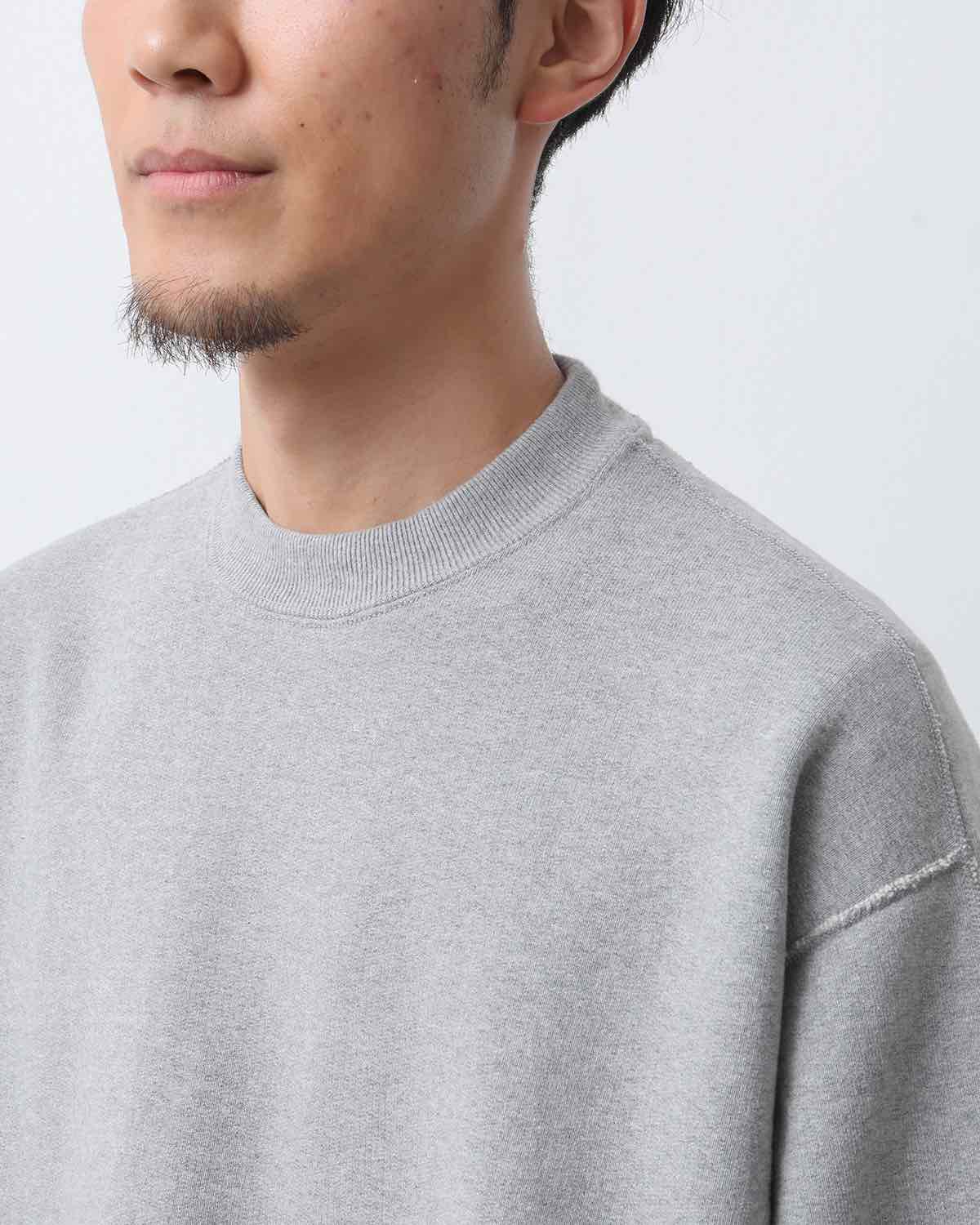 UNLIKELY SPLIT RAGLAN SLEEVE CREW