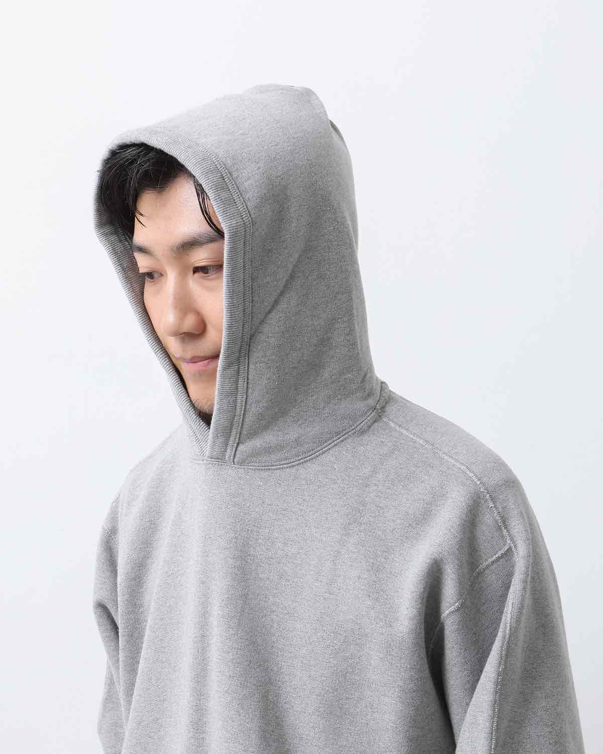 UNLIKELY SPLIT RAGLAN SLEEVE HOODIE