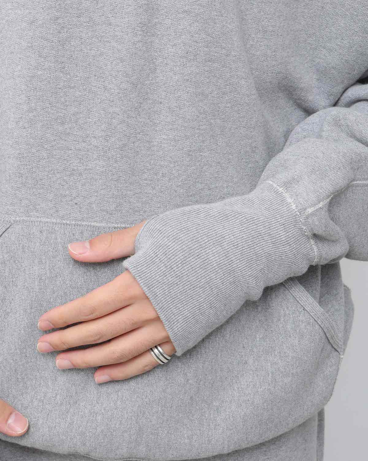 UNLIKELY SPLIT RAGLAN SLEEVE HOODIE