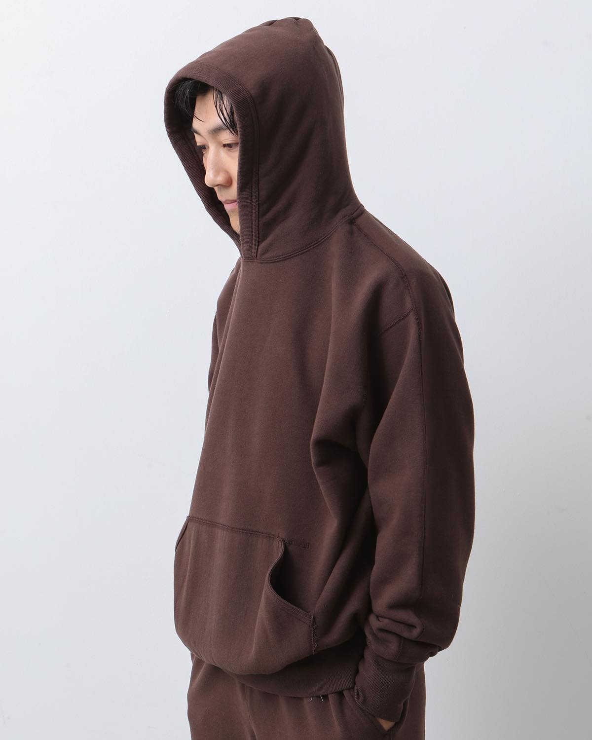 UNLIKELY SPLIT RAGLAN SLEEVE HOODIE