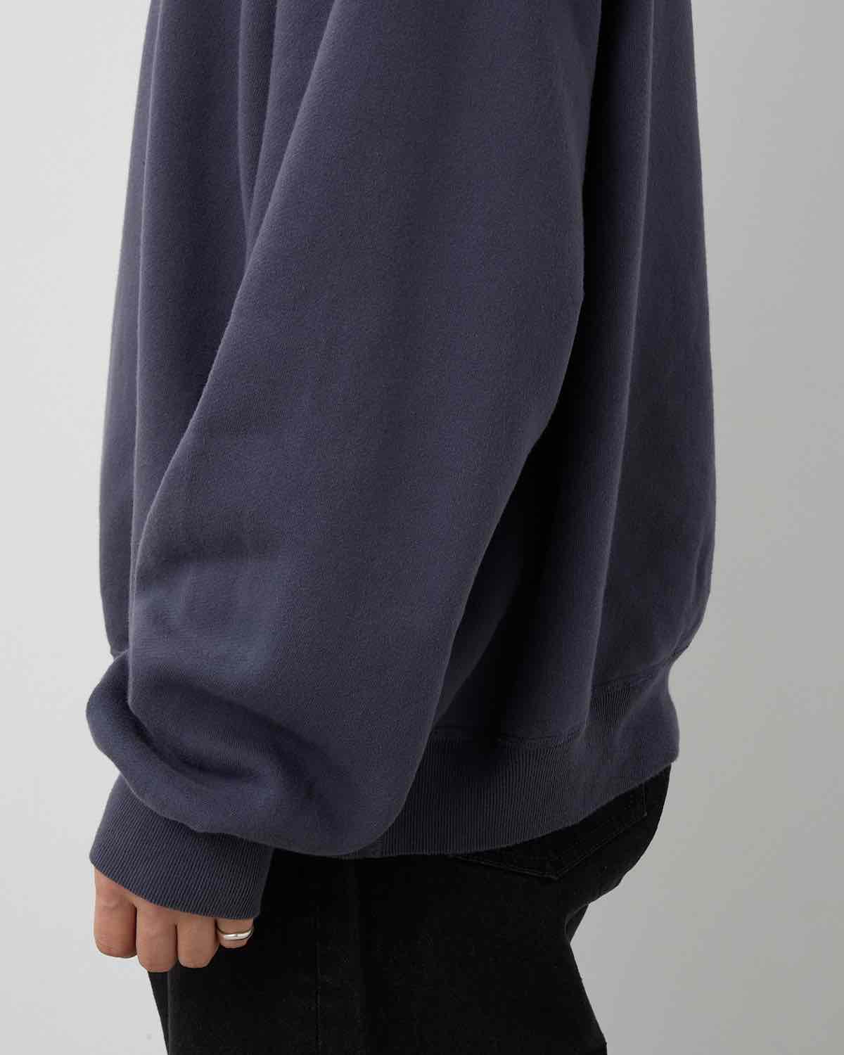 UNLIKELY RAGLAN SLEEVE CREW