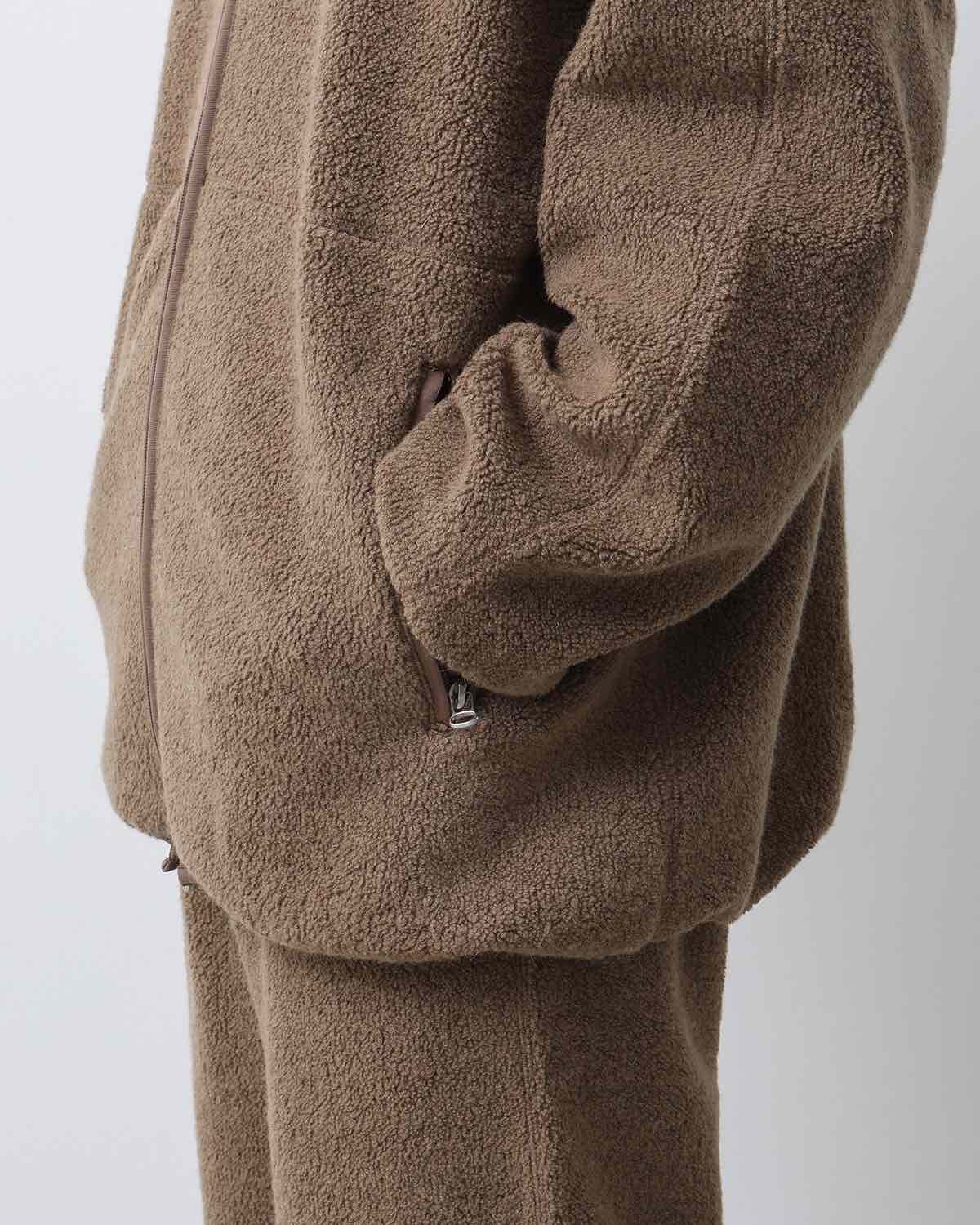 UNLIKELY BEAR STAND JACKET