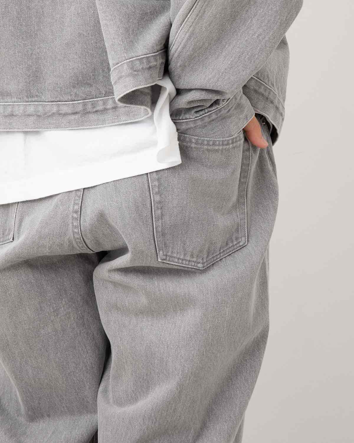 UNLIKELY TIME TRAVEL JEAN WIDE GRAY DENIM