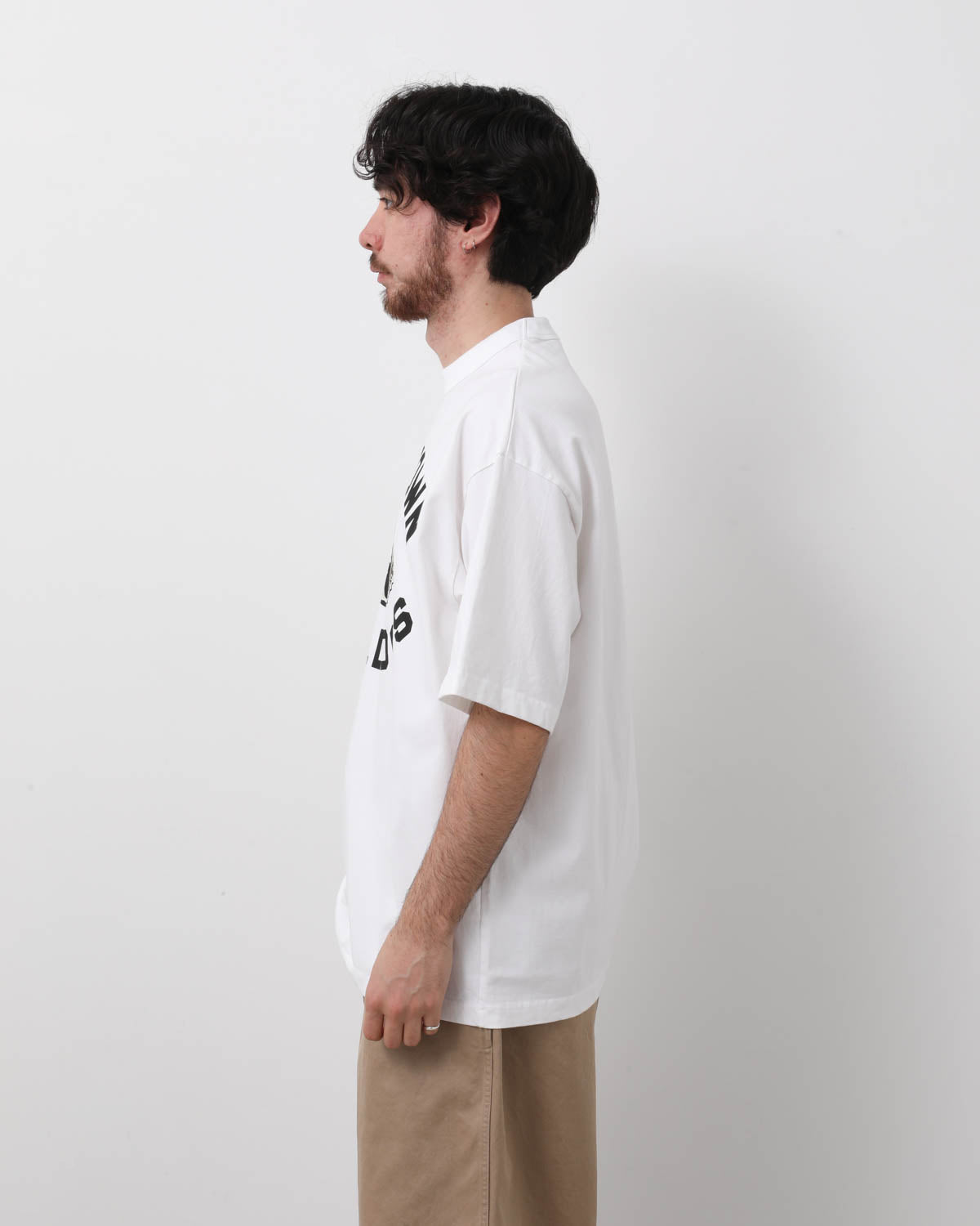 UNLIKELY AUTHENTIC GRAPHIC TEE "BULLDOGS"