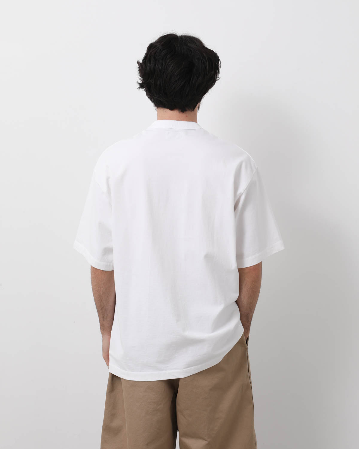 UNLIKELY AUTHENTIC GRAPHIC TEE "BULLDOGS"