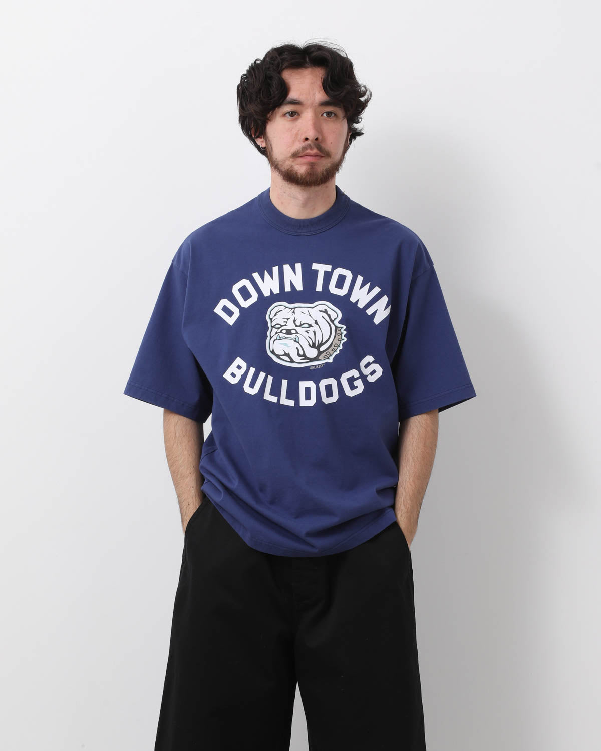 UNLIKELY AUTHENTIC GRAPHIC TEE "BULLDOGS"