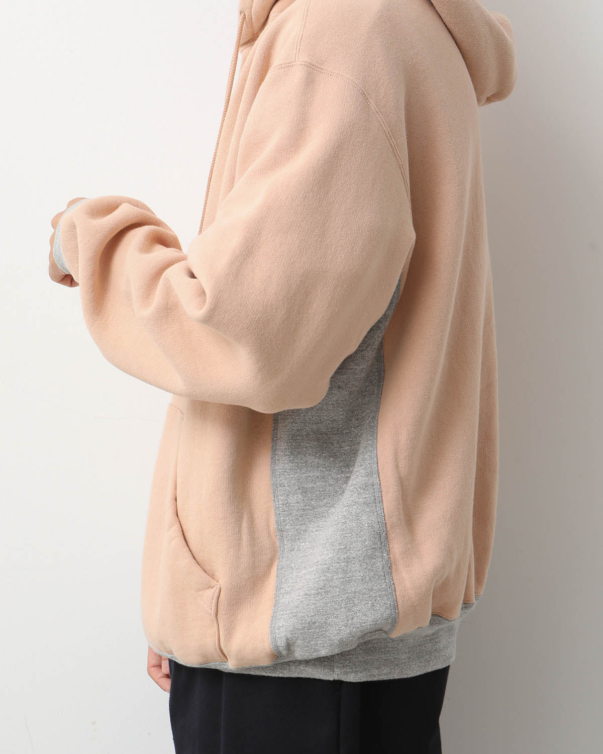 SWEAT HOODIE