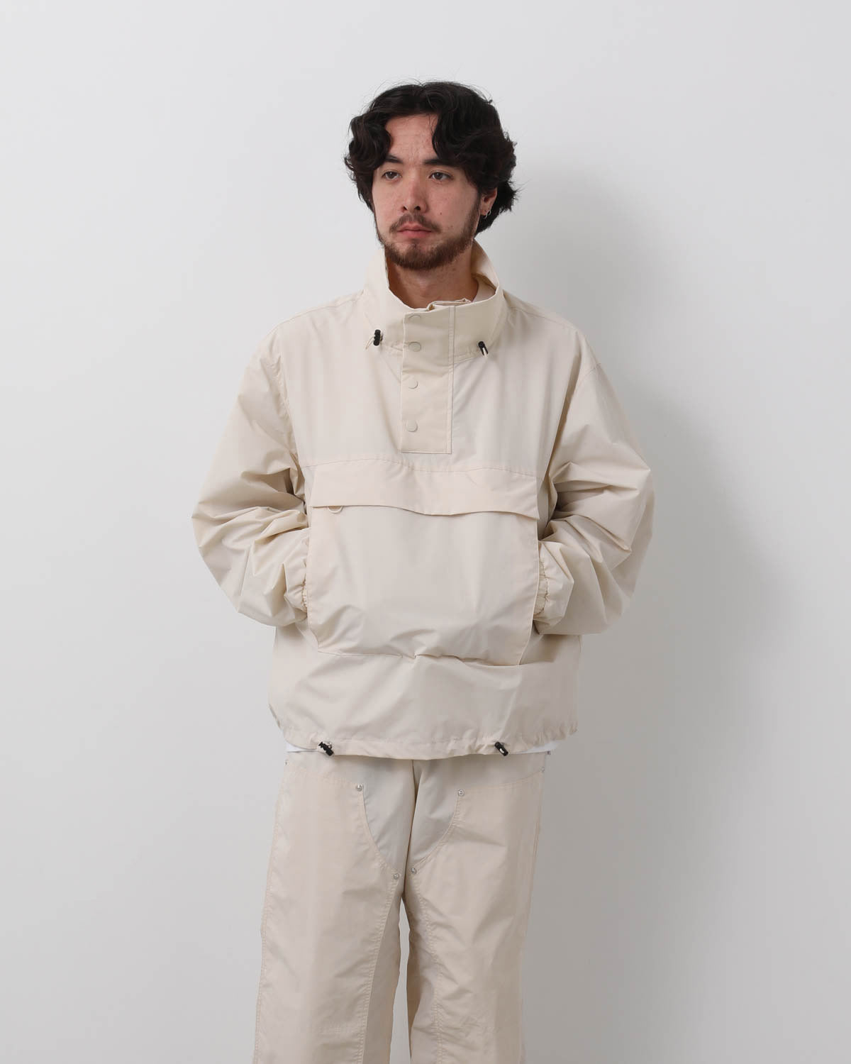 PULL OVER NYLON JACKET