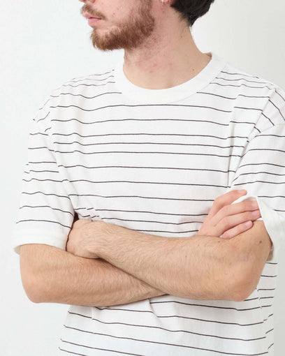 BORDER SHORT SLEEVE T-SHIRT