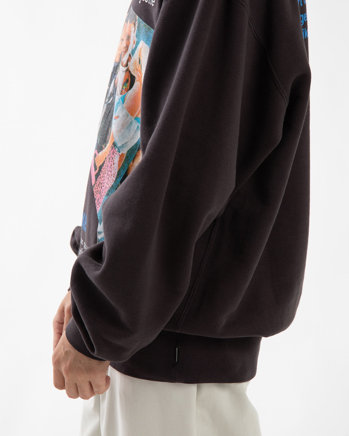 TRUE ROMANCE / WASHED CREW NECK SWEAT SHIRT