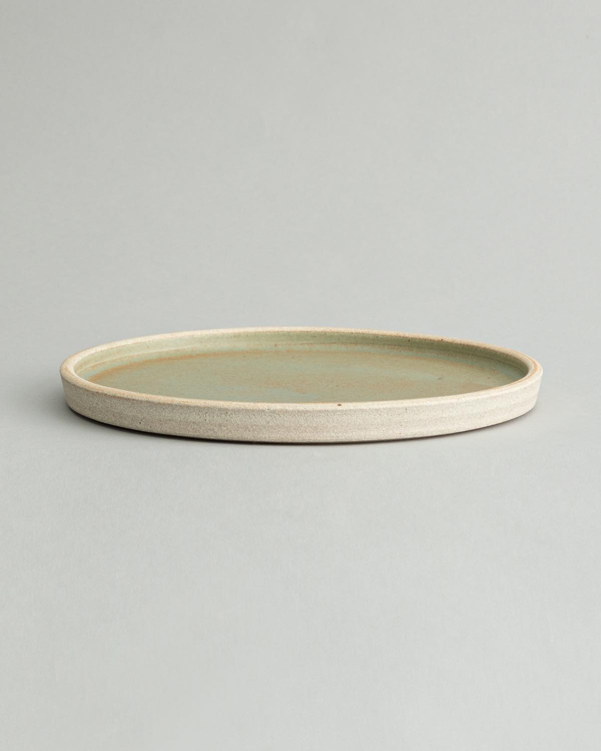 RIMMED PLATE A