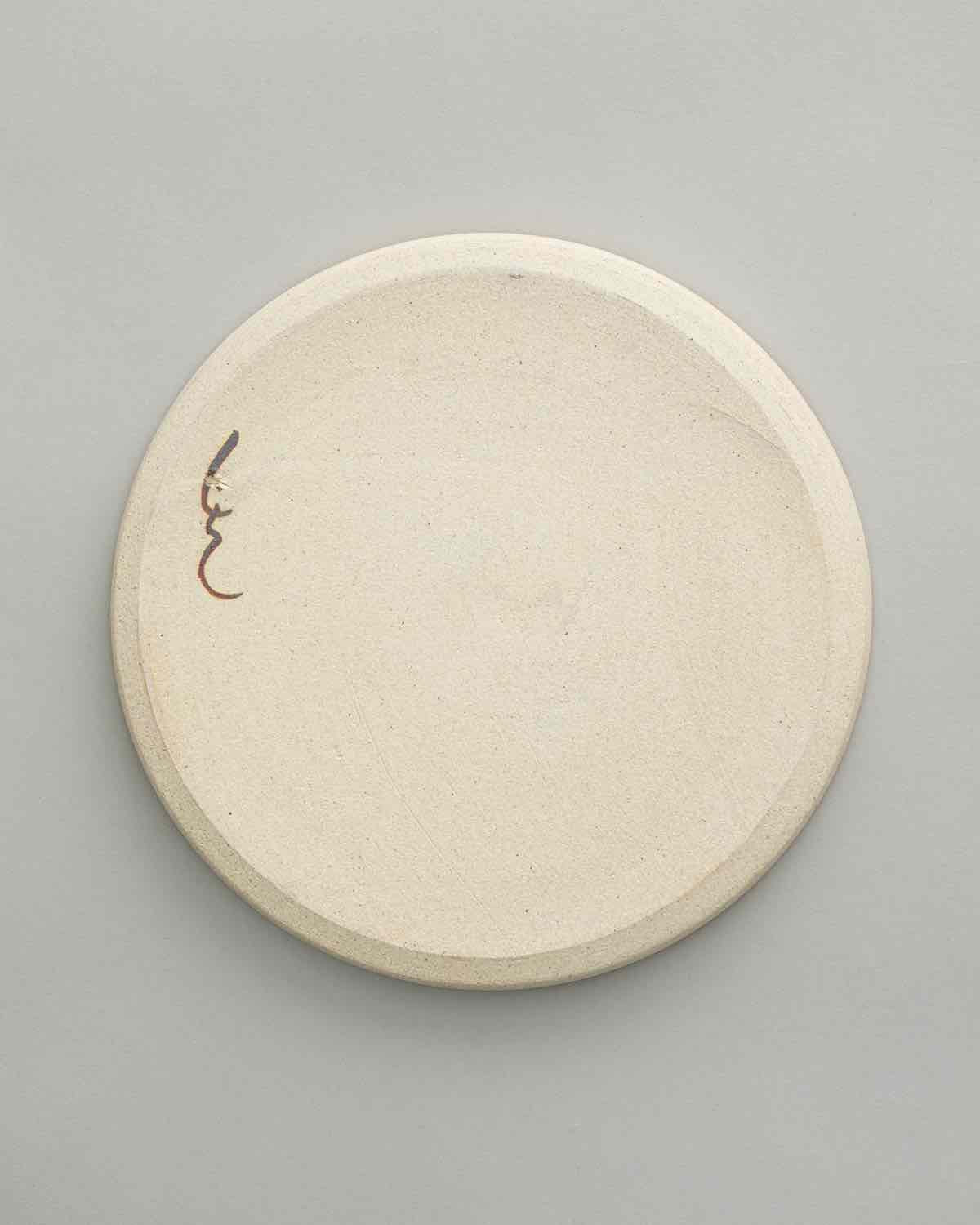 RIMMED PLATE B