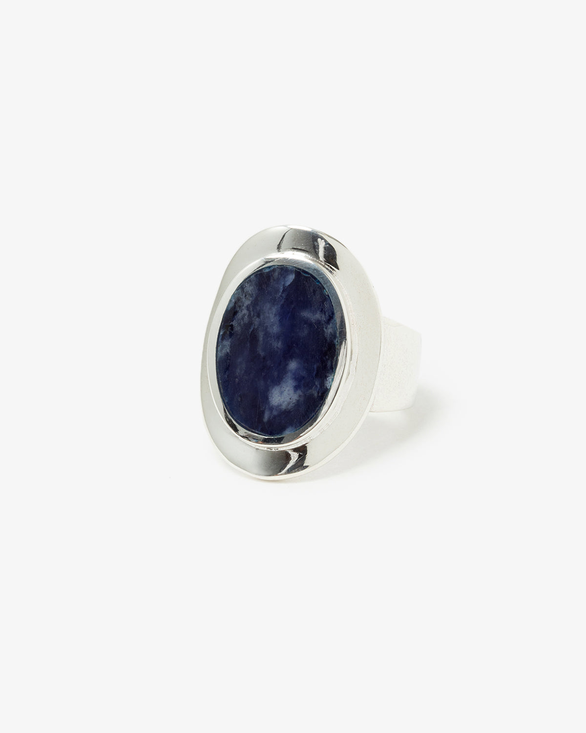 AMULET RING WITH SODALITE