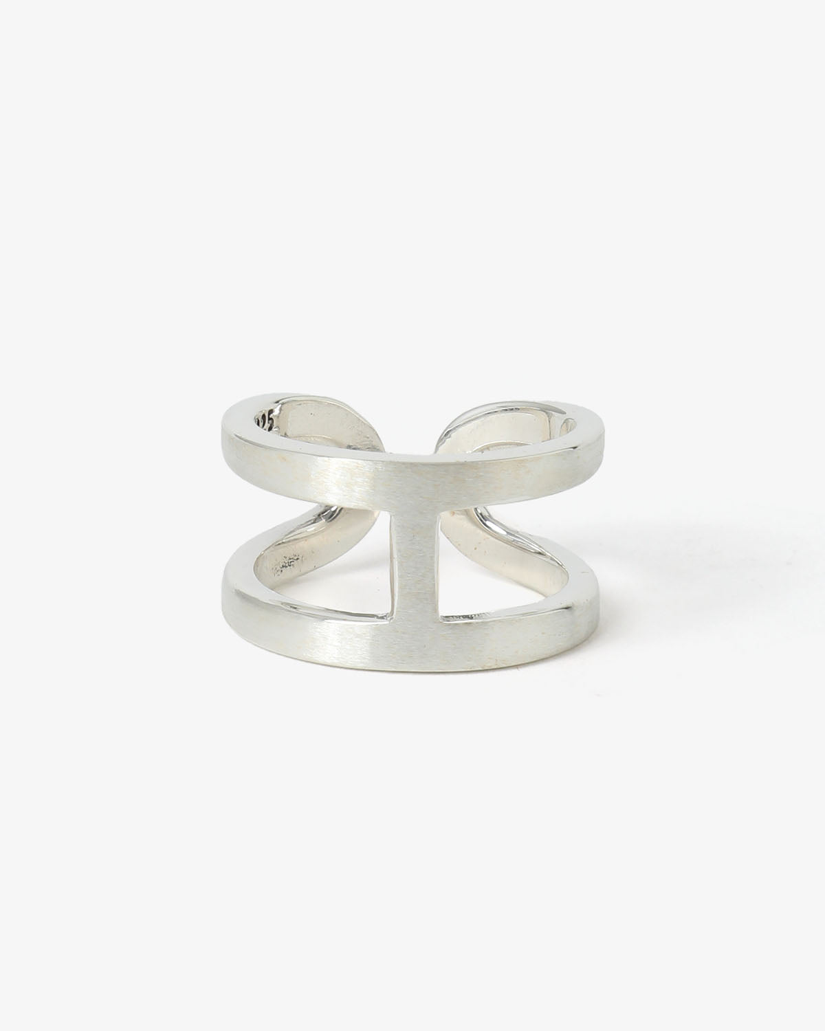 H RING WITH HAIR LINE