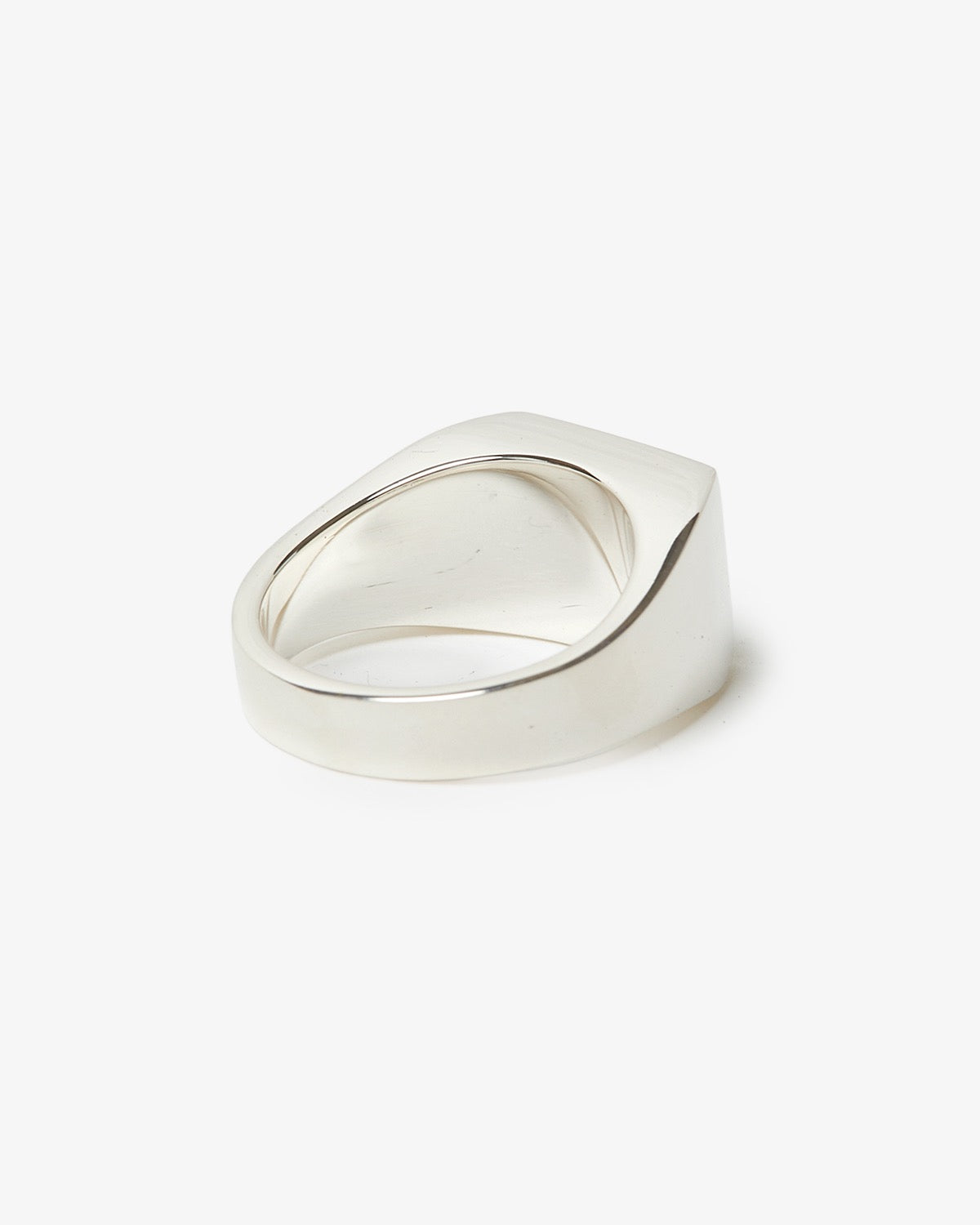 SIGNET RING WITH STEEL GRAY FLOWER