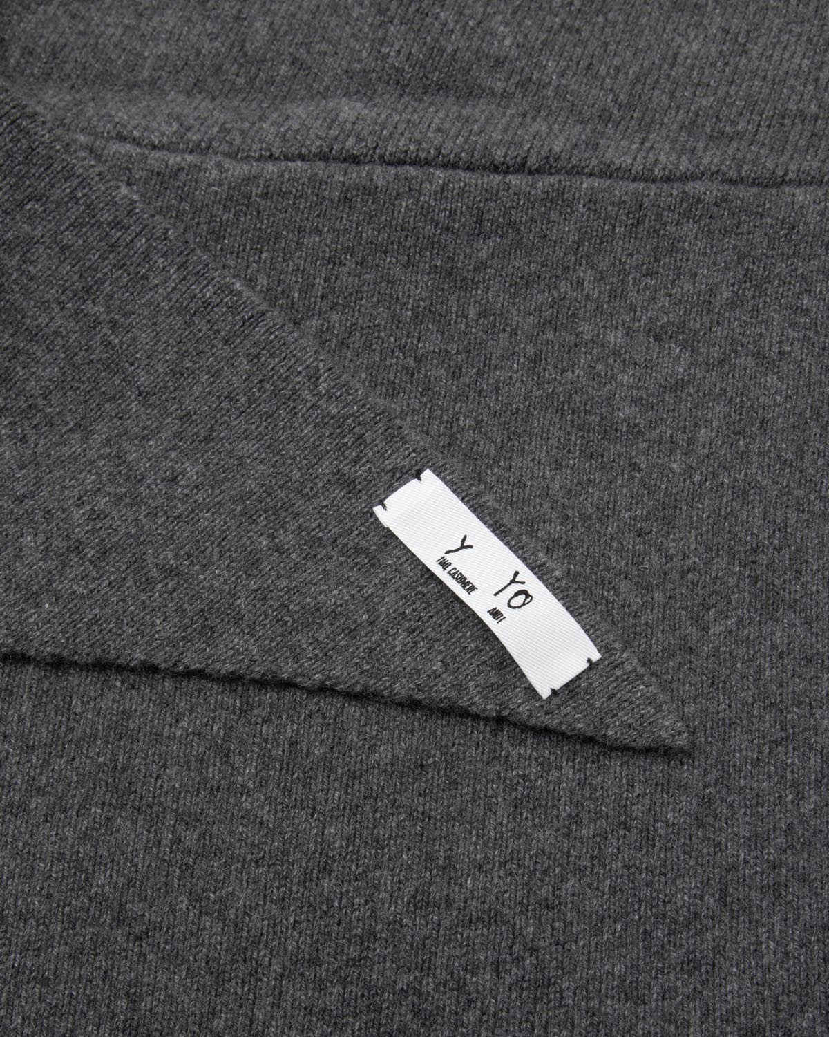 HOODED STOLE