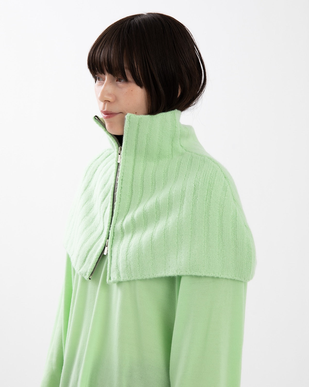 ZIP NECK WARMER